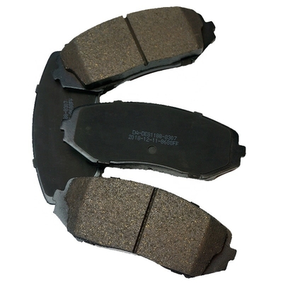 Keramische laagmetalen schijfremkussing 9195145 90544001 D1141 voor Chevrolet 1999-2012 Jaar